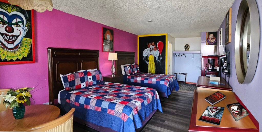 IT Room- The Clown Motel USA