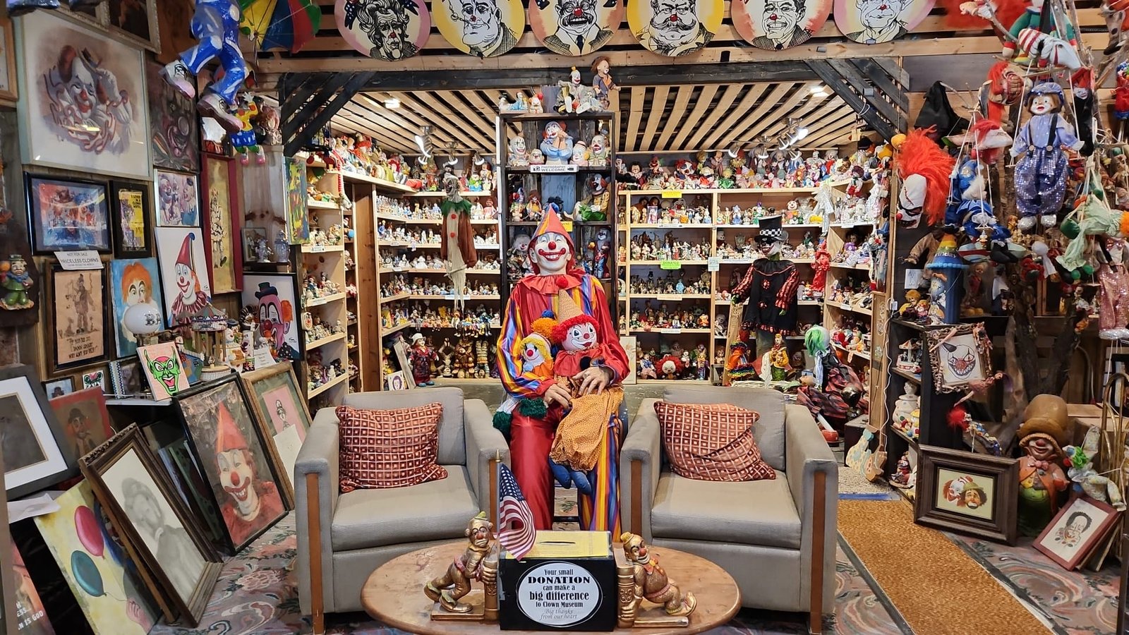 The Clown Motel Museum